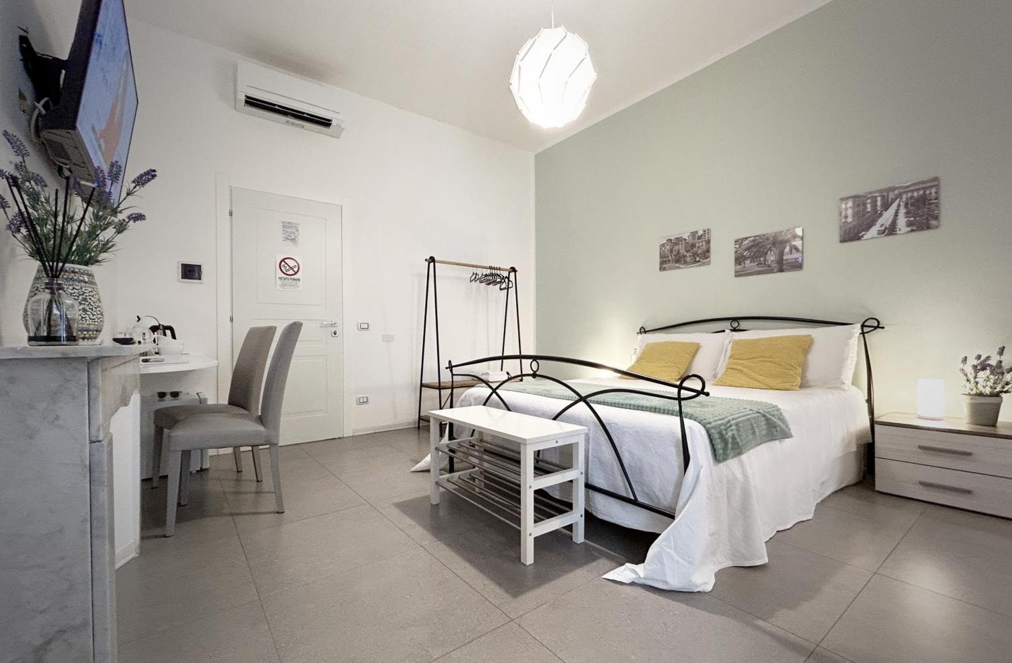 Everest Bed & Breakfast